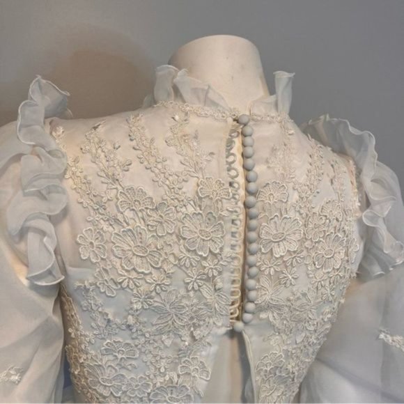 Vintage 1980s Long Puff Sleeve Alencon Lace Frill Waist Wedding Gown Size XXS - Picture 8 of 14